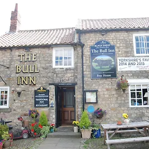 The Bull West Tanfield Gasthof